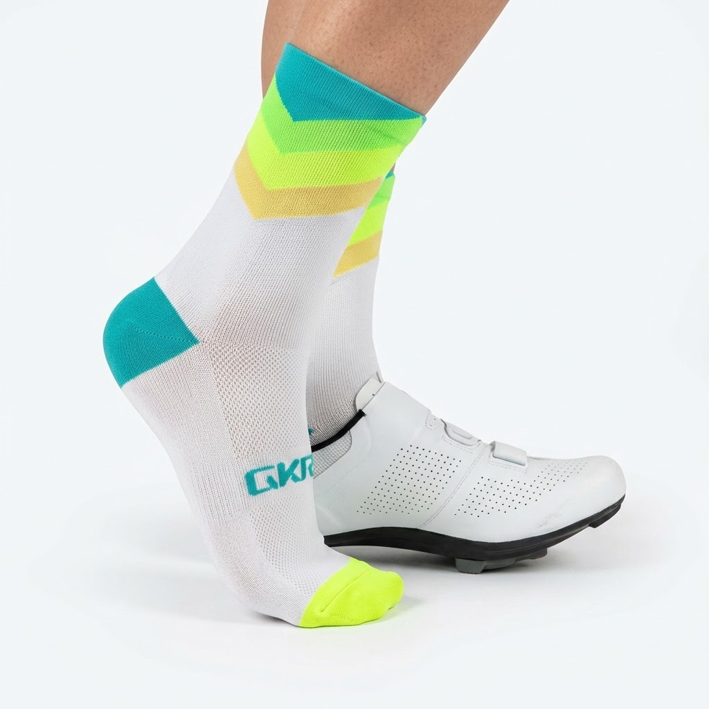 GKRQ Black Vertical Stripe Cycling Socks